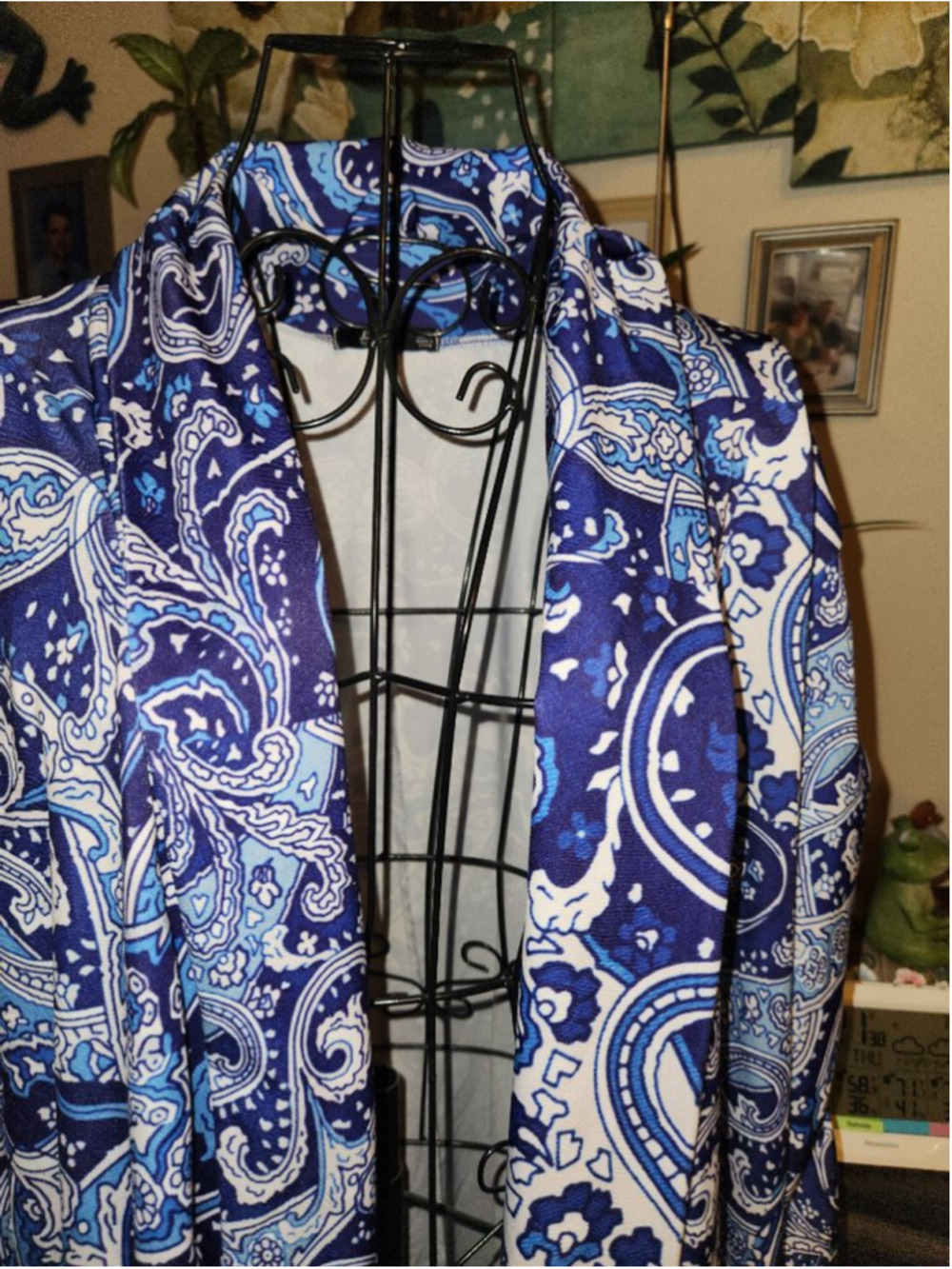 Lily by Firmiana Blue & White Paisley cover up 4X